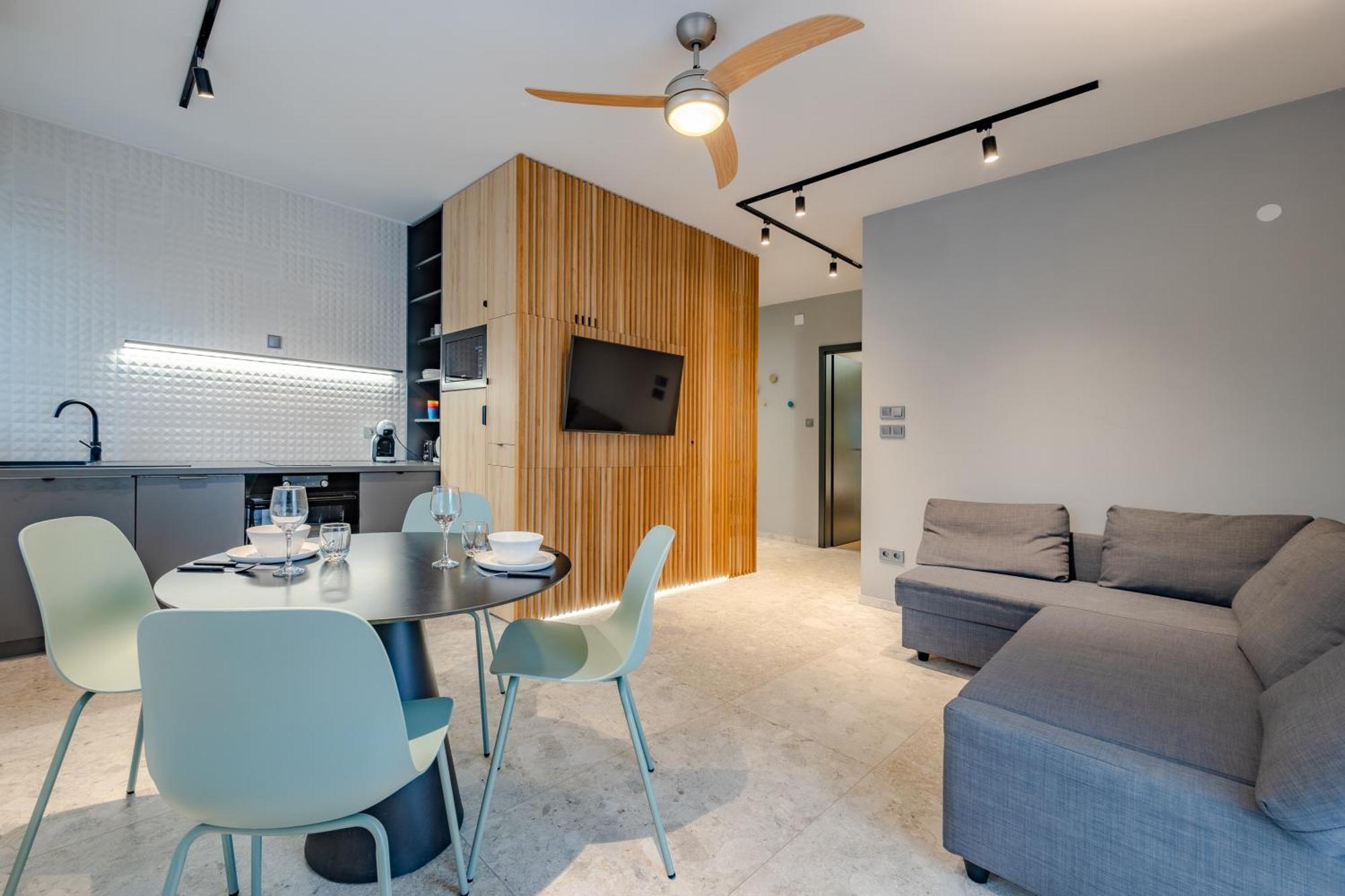 Vitorlas Wellness Apartman Siofok By Bltn Exterior photo